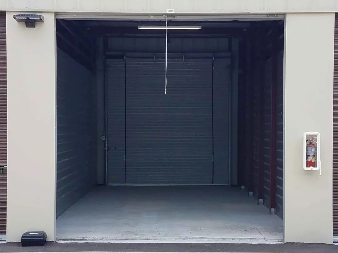 Storage unit interior